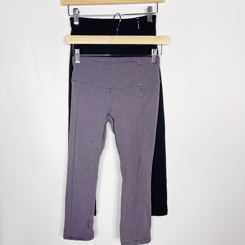 Calia By Carrie Underwood XSmall Set of 2 Capri Leggings Black Heather Purple